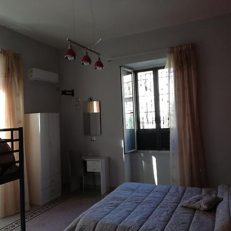 B&B Enjoy Ercolano Ruang foto