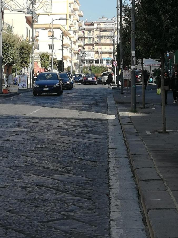 B&B Enjoy Ercolano Bagian luar foto