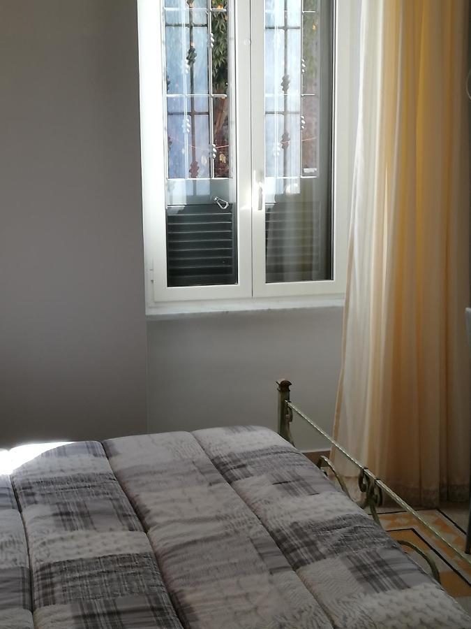 B&B Enjoy Ercolano Bagian luar foto
