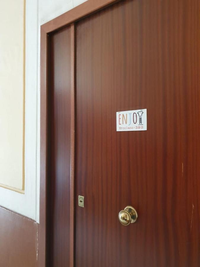B&B Enjoy Ercolano Bagian luar foto